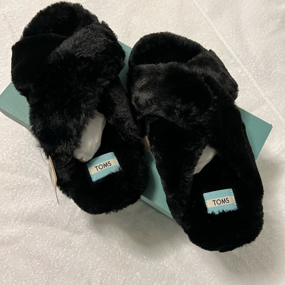 Toms Susie Black Faux Fur